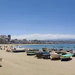 Eli Canteras-parking-airco By Canariasgetaway *