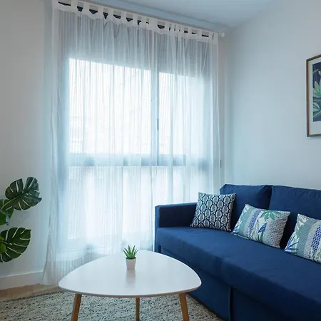 Eli Canteras-parking-airco By Canariasgetaway Las Palmas