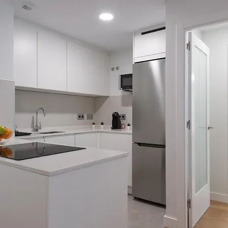 Eli Canteras-parking-airco By Canariasgetaway Las Palmas