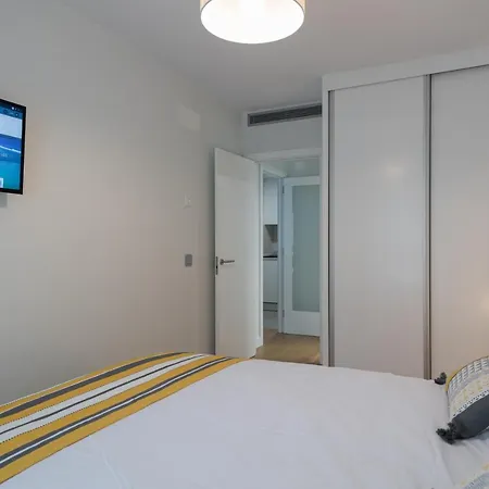 Eli Canteras-parking-airco By Canariasgetaway Las Palmas